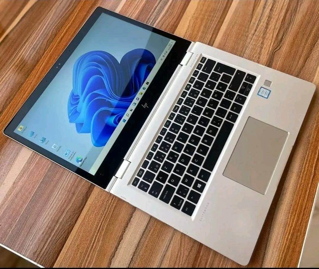HP EliteBook 1030 G3 – Image 3