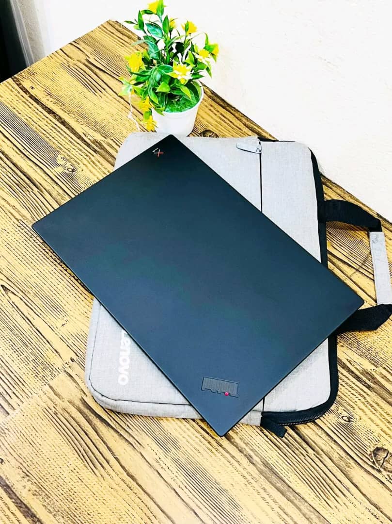 LENOVO Thinkpad X1 CARBONE – Image 4