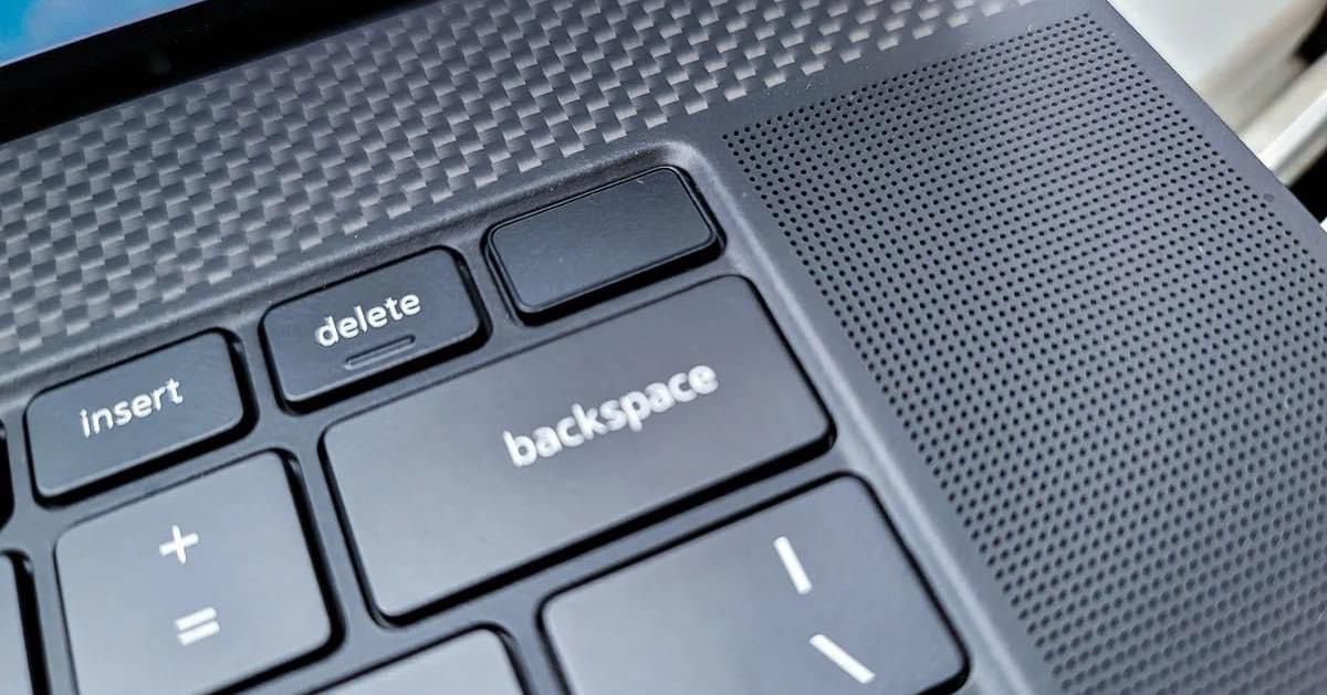 Dell XPS 9710 2021 - Core i7, 16 Go RAM, RTX 3050, 1 To SSD, 17 pouces 4K UHD+ – Image 8