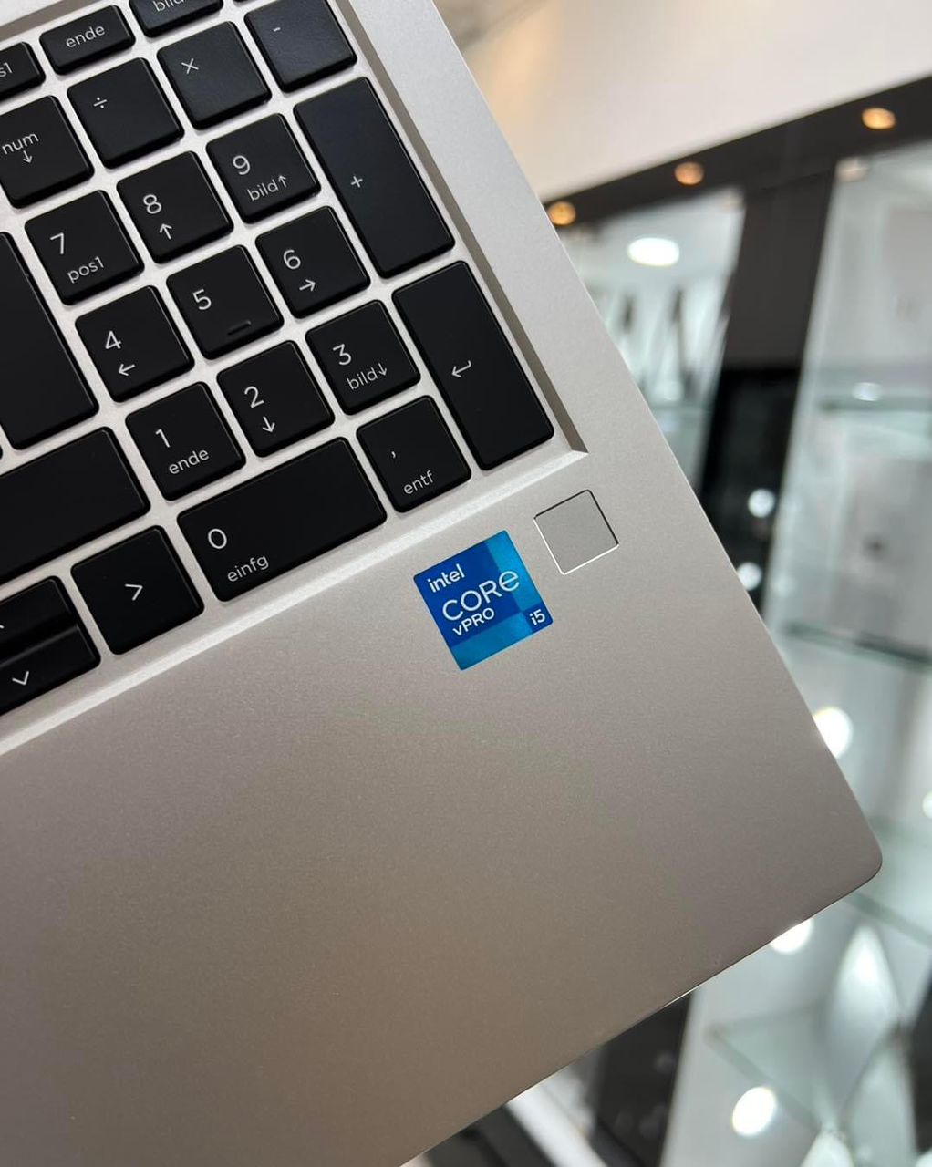 HP Elitebook 850 G8 – Image 4