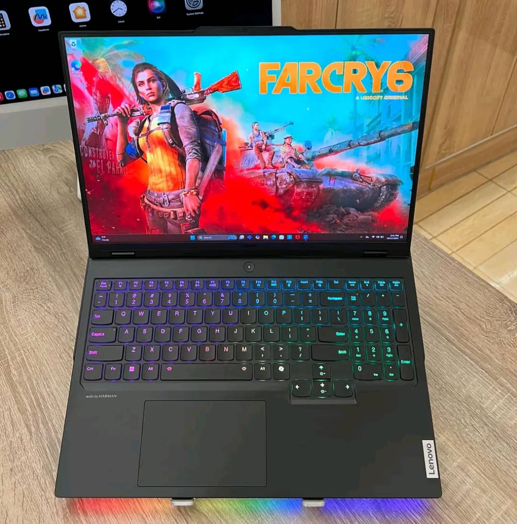 Lenovo Legion PRO 7 16IRX9H